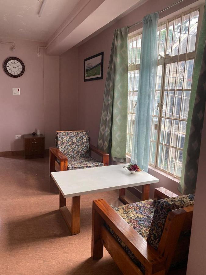 The Palm Guest House Kohima Екстер'єр фото