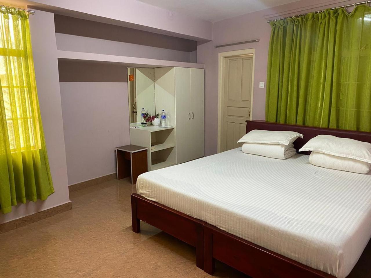 The Palm Guest House Kohima Екстер'єр фото